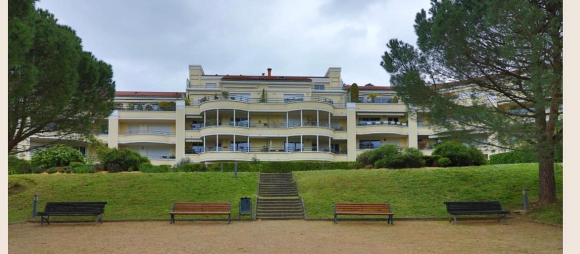 Appartement Entierement Equipe Charbonnières-les-Bains Extérieur photo